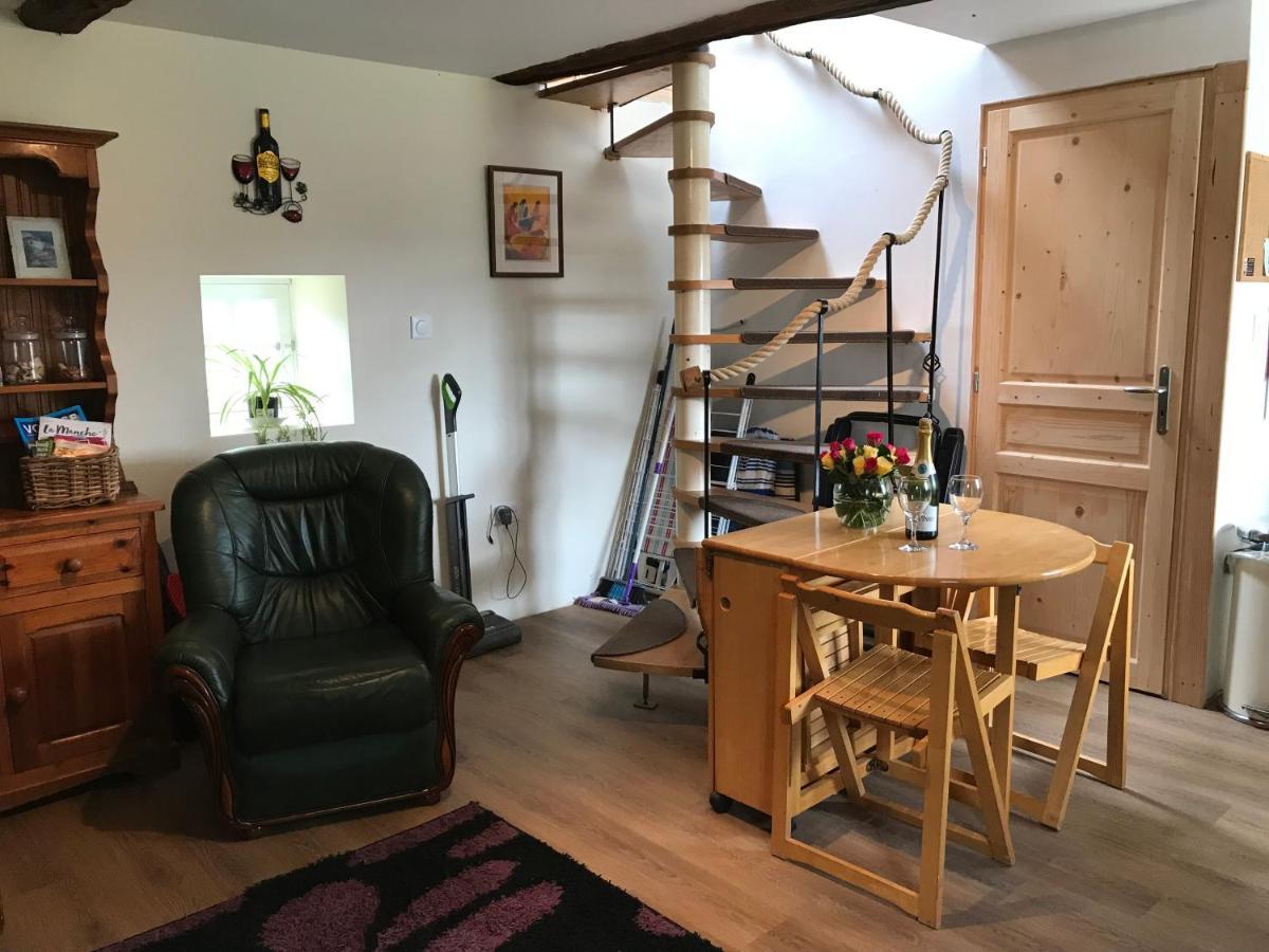Ferme de Noyes Cottage Sourdeval Extérieur photo